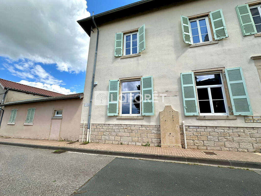 Appartement à SAINT-TRIVIER-SUR-MOIGNANS