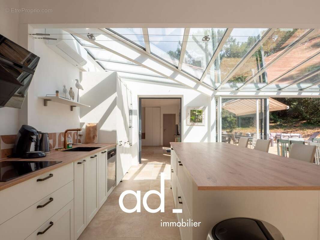 Maison 172 m² à Le Bois-Plage-En-Re  - photo 7