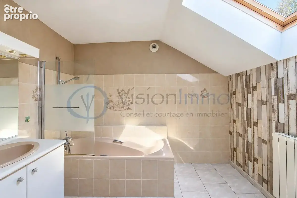 Maison spacieuse de 151 m² à Sornay, 3 chambres - photo 4