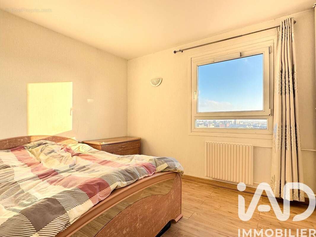 Photo 4 - Appartement à PARIS-18E