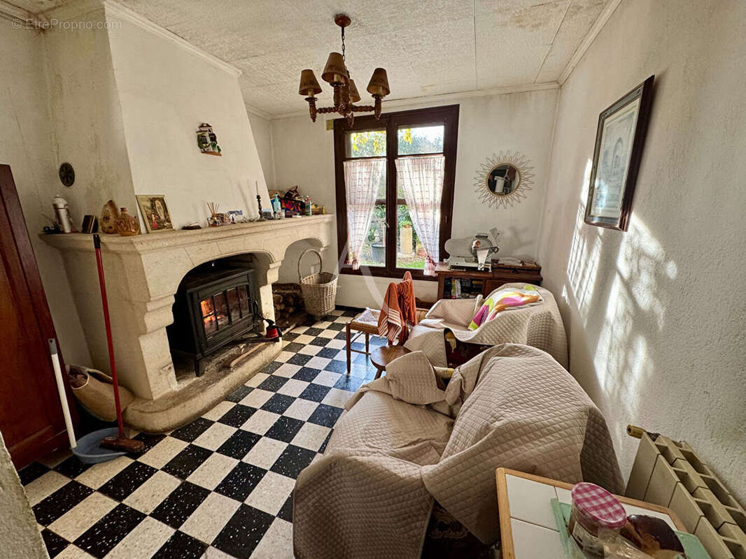 Maison à AIGUES-VIVES