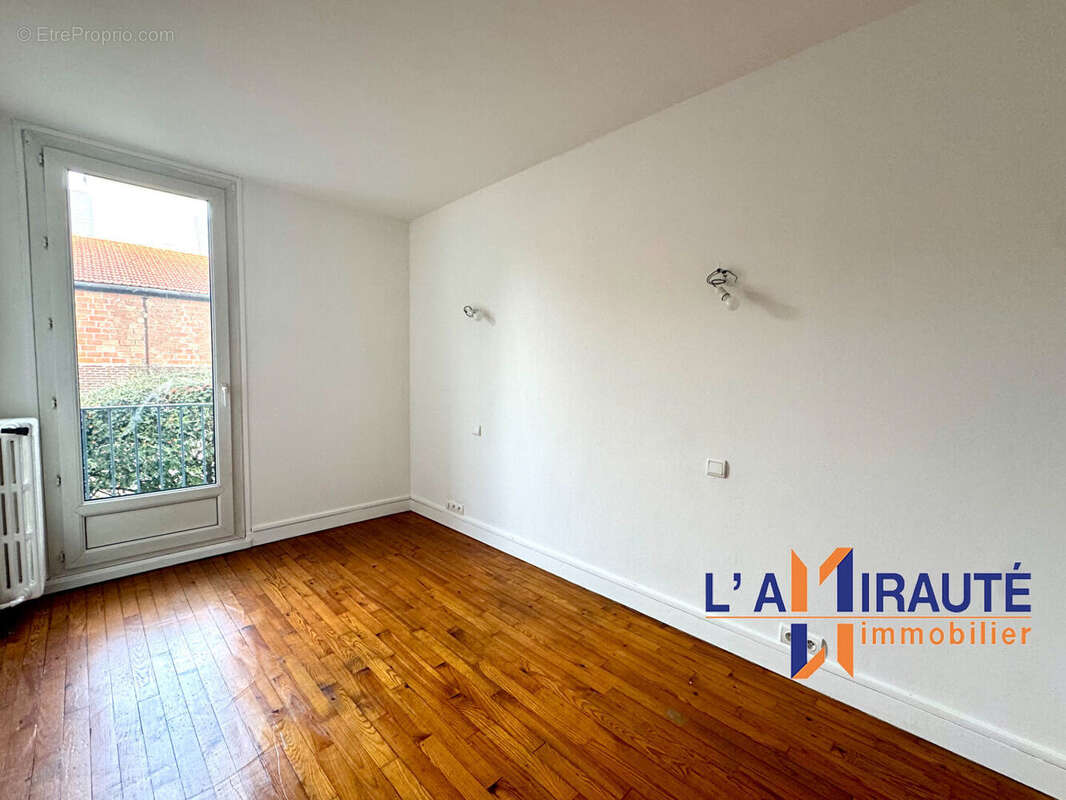 Appartement à ASNIERES-SUR-SEINE