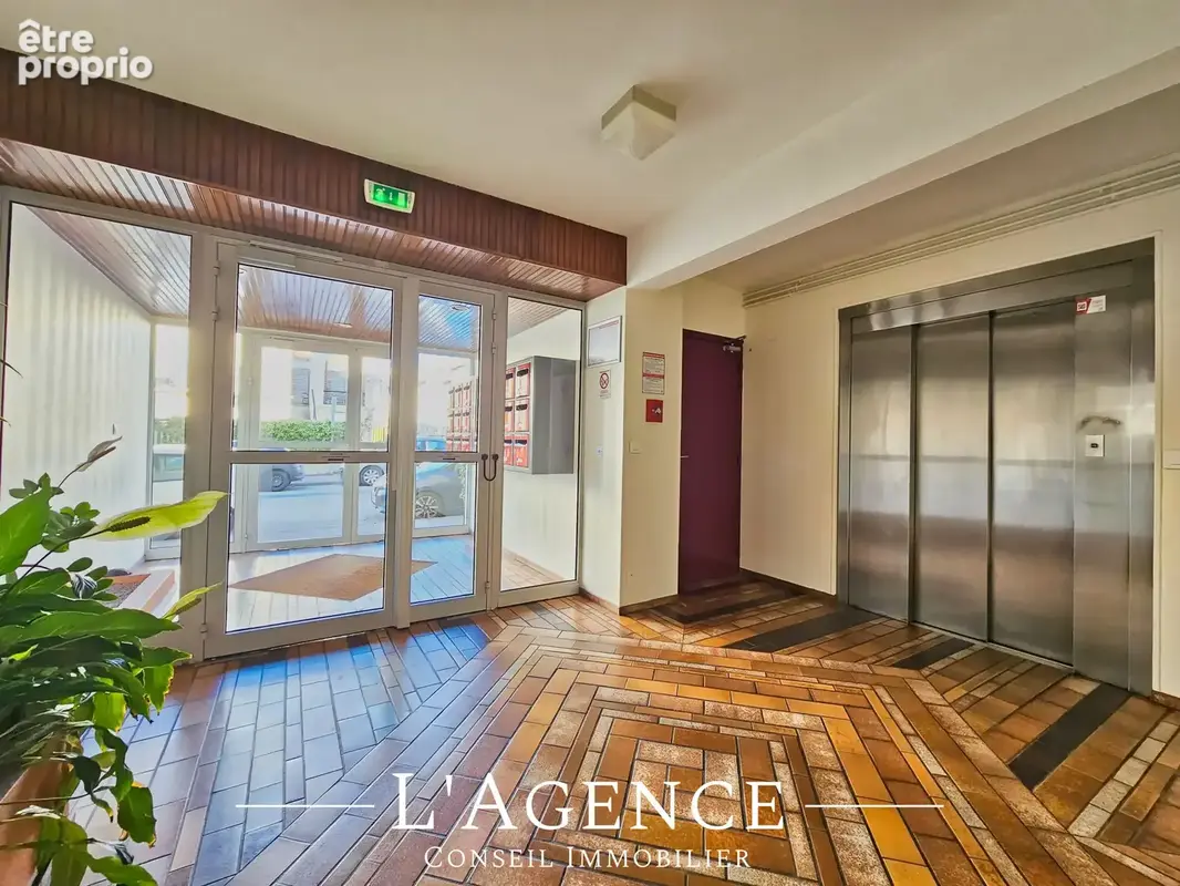 Appartement au dernier étage avec Balcon et Garage - photo 11