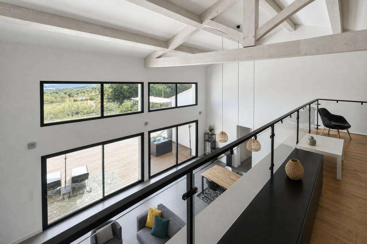 Maison à MONTFURON