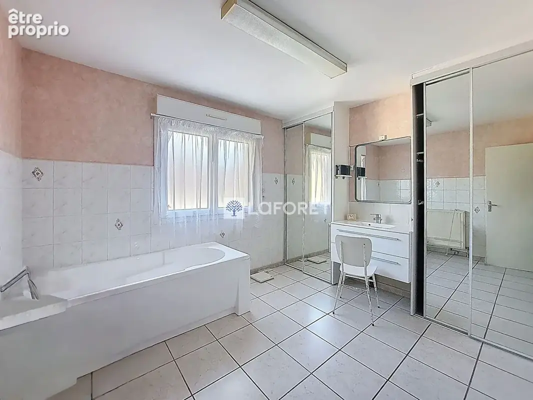 Maison Tergnier 4 pièce(s) 130 m2 - photo 8