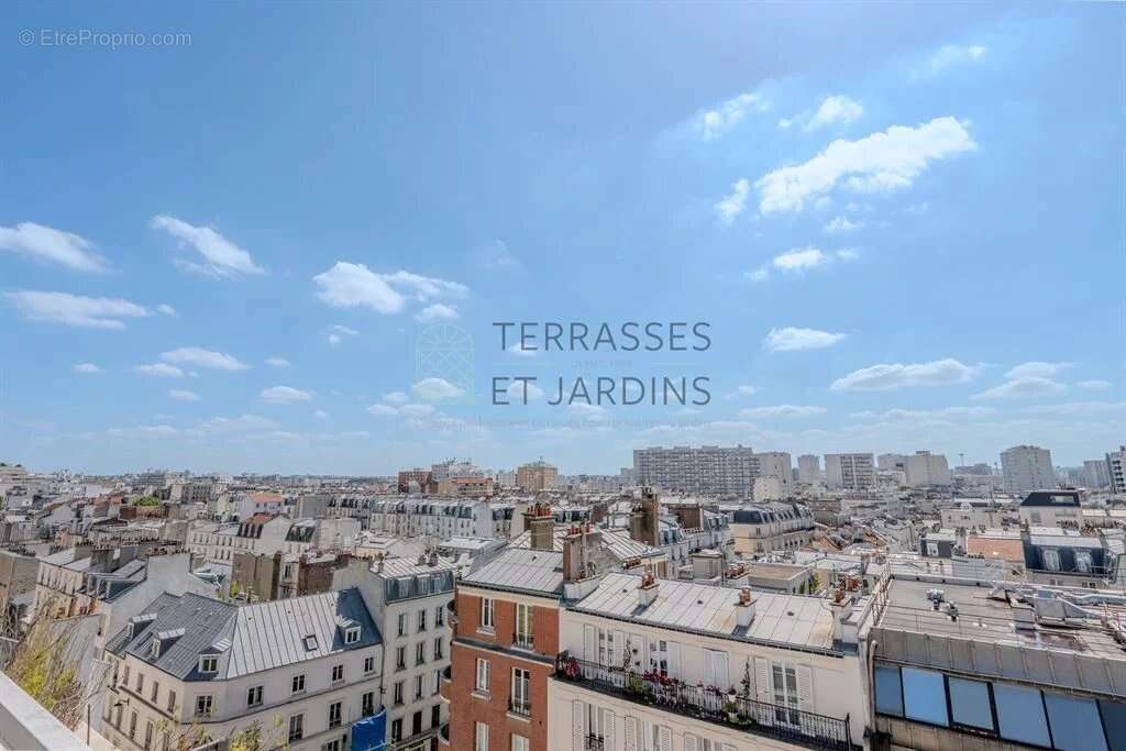Appartement à PARIS-14E