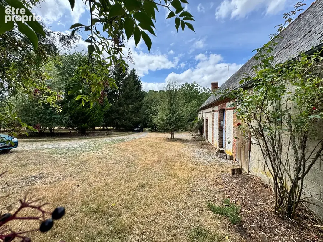 Propriete  sur 2, 7 hect de prairie, maison + dependances - photo 3