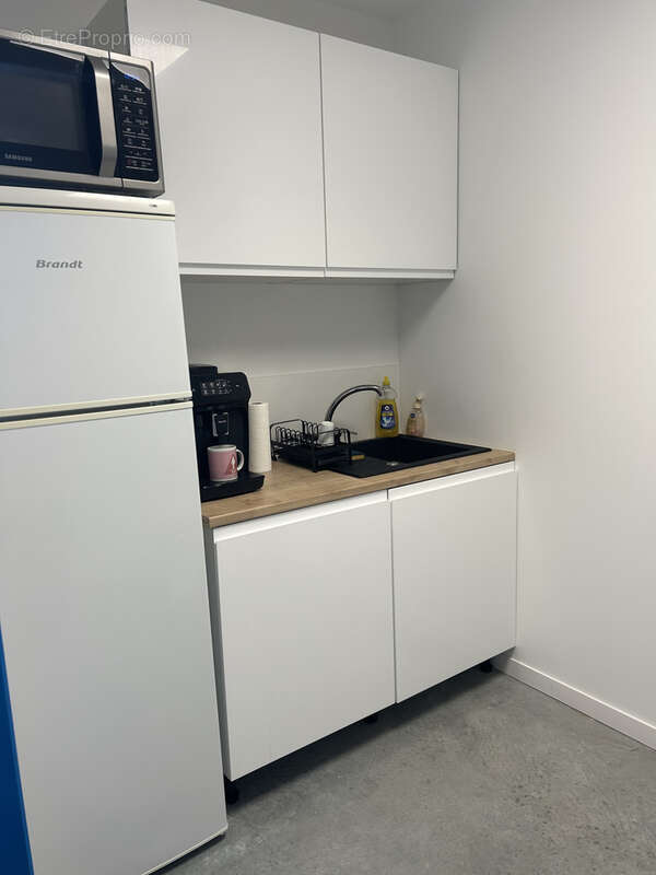 Commerce à SAINT-SAVINIEN