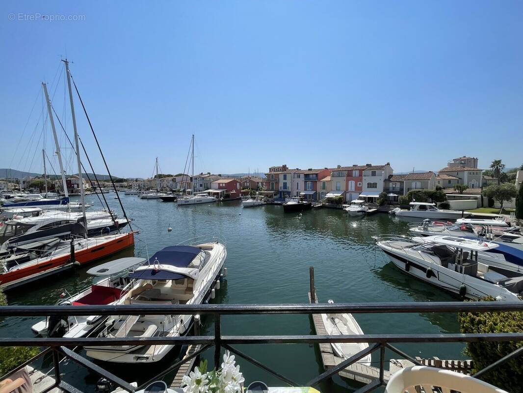 Appartement à GRIMAUD