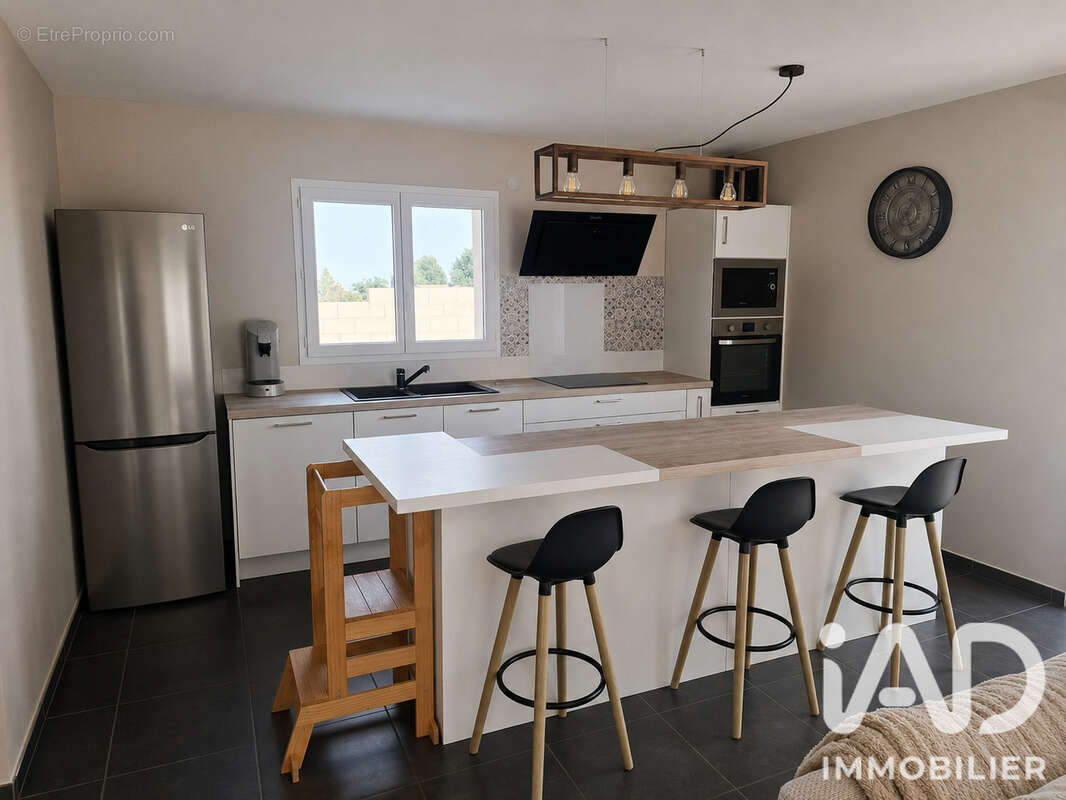 Maison 98 m² à Peaugres  - photo 6