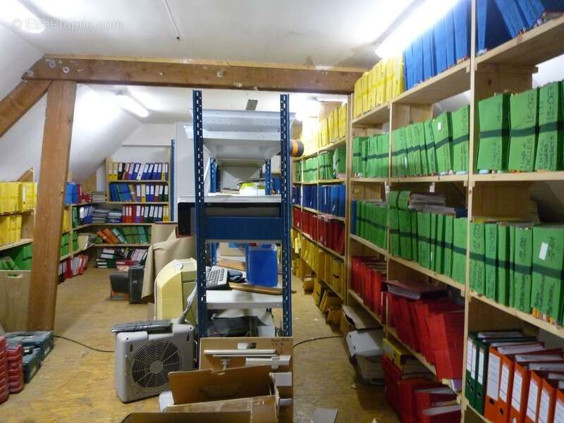 Dpt Aisne (02), LA CROIX SUR OURCQ  à vendre ensemble immobilier professionnel  1170 m2 ateliers et bureaux sur 3000 m2 de terra - photo 24