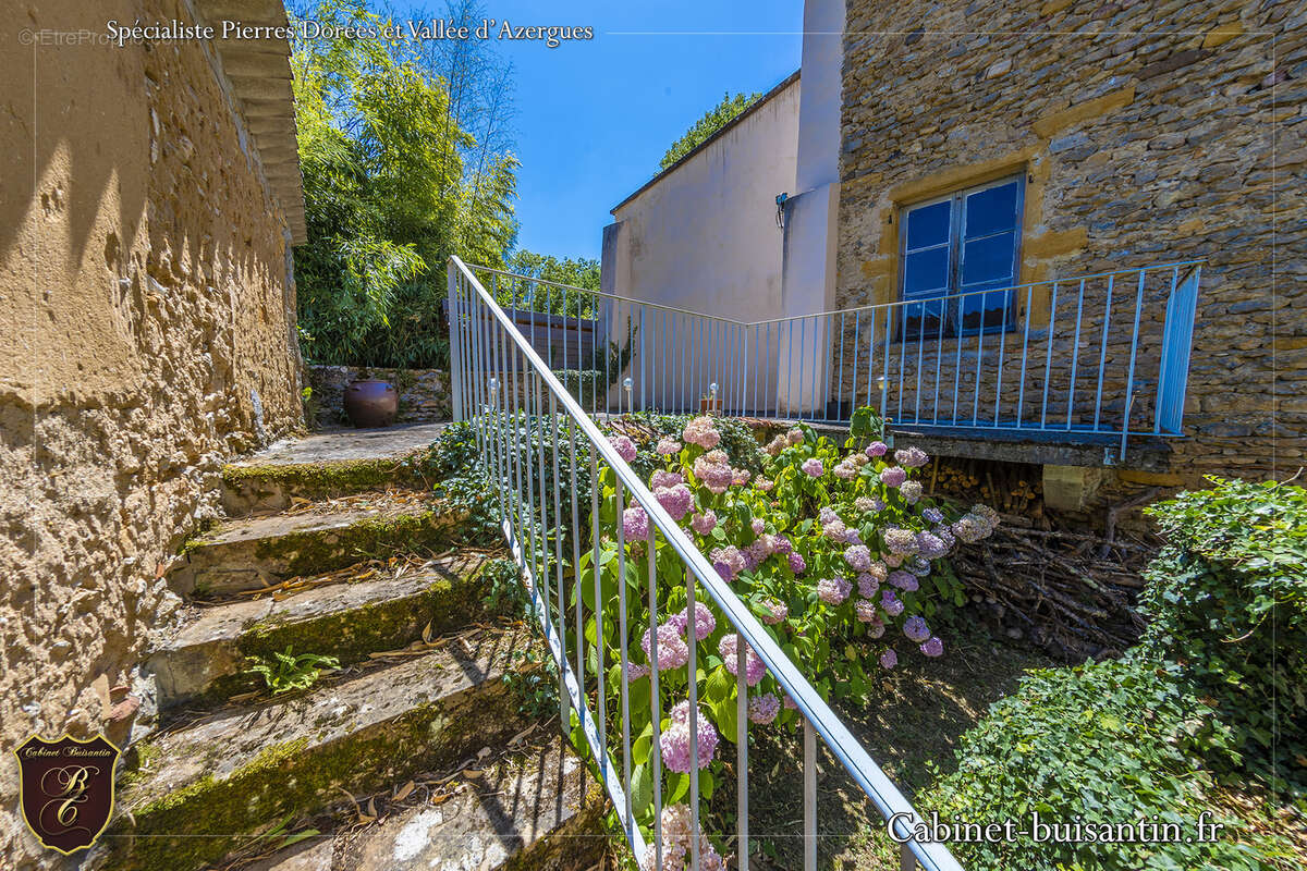 Propriété de charme en pierres avec dépendances - photo 5