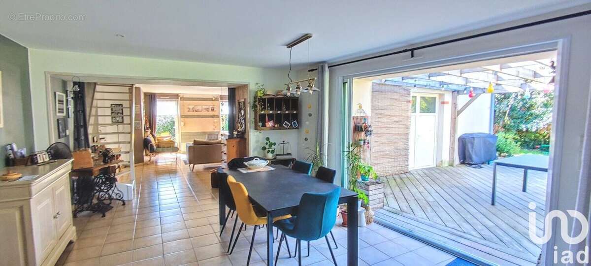 Maison 140 m² à Chavagnes-En-Paillers  - photo 7
