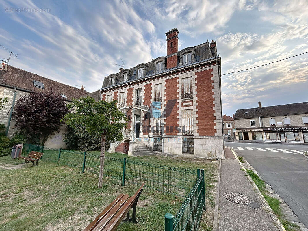 Maison à SOUPPES-SUR-LOING