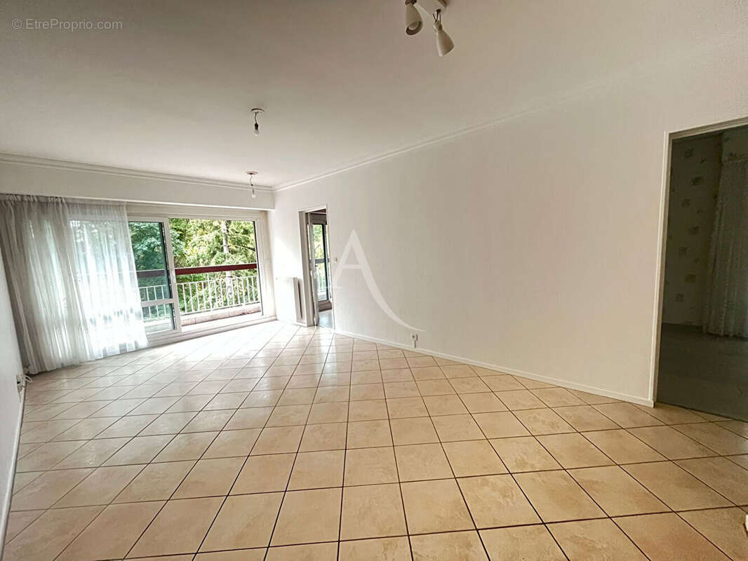 Appartement à ATHIS-MONS