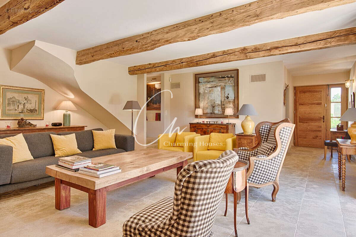 Maison à EYGALIERES