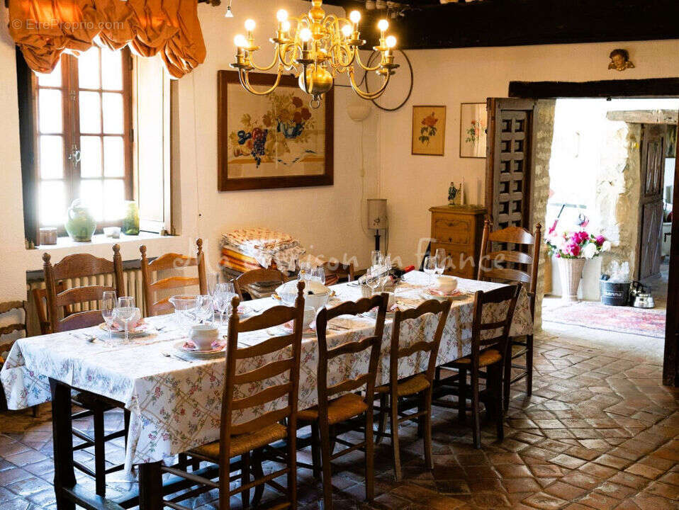 Maison à MOULINS