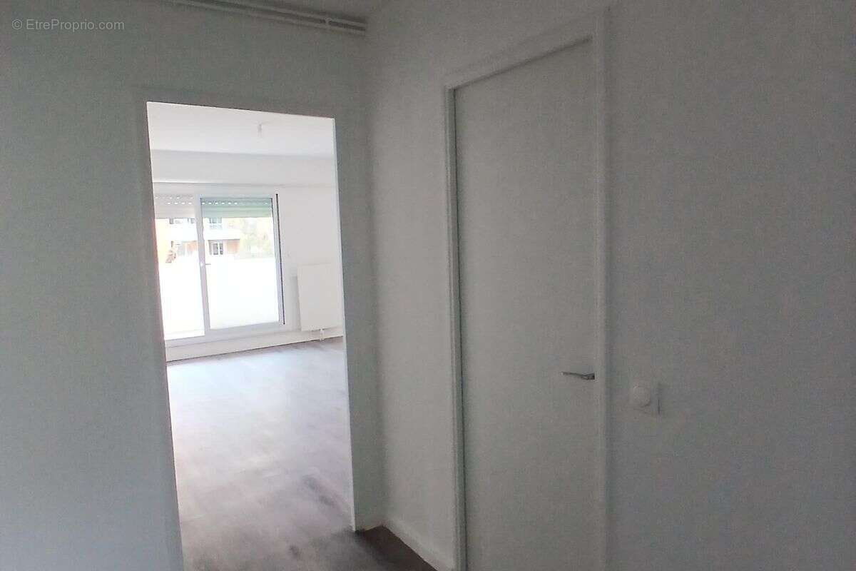 Appartement à MARSEILLE-11E