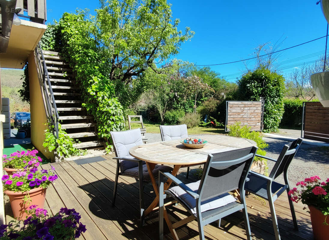 Maison avec gîte, piscine, jardin constructible et garage - photo 5