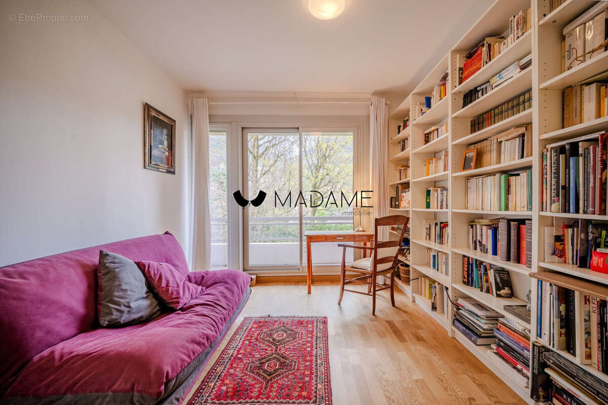 Appartement à MEYLAN