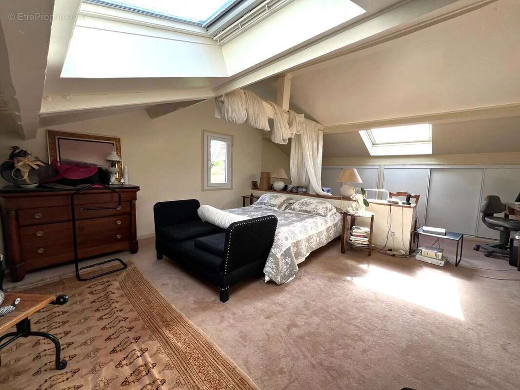 Maison à ESCORNEBOEUF