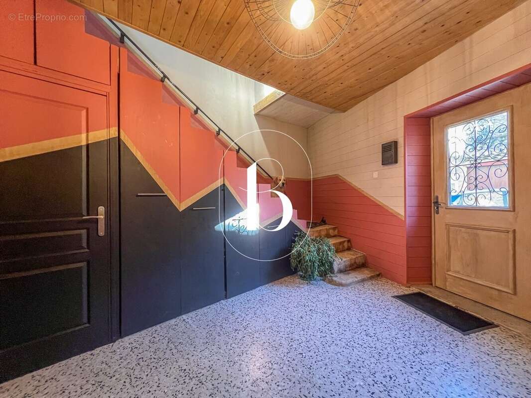 Maison 110 m² à Lussan  - photo 22