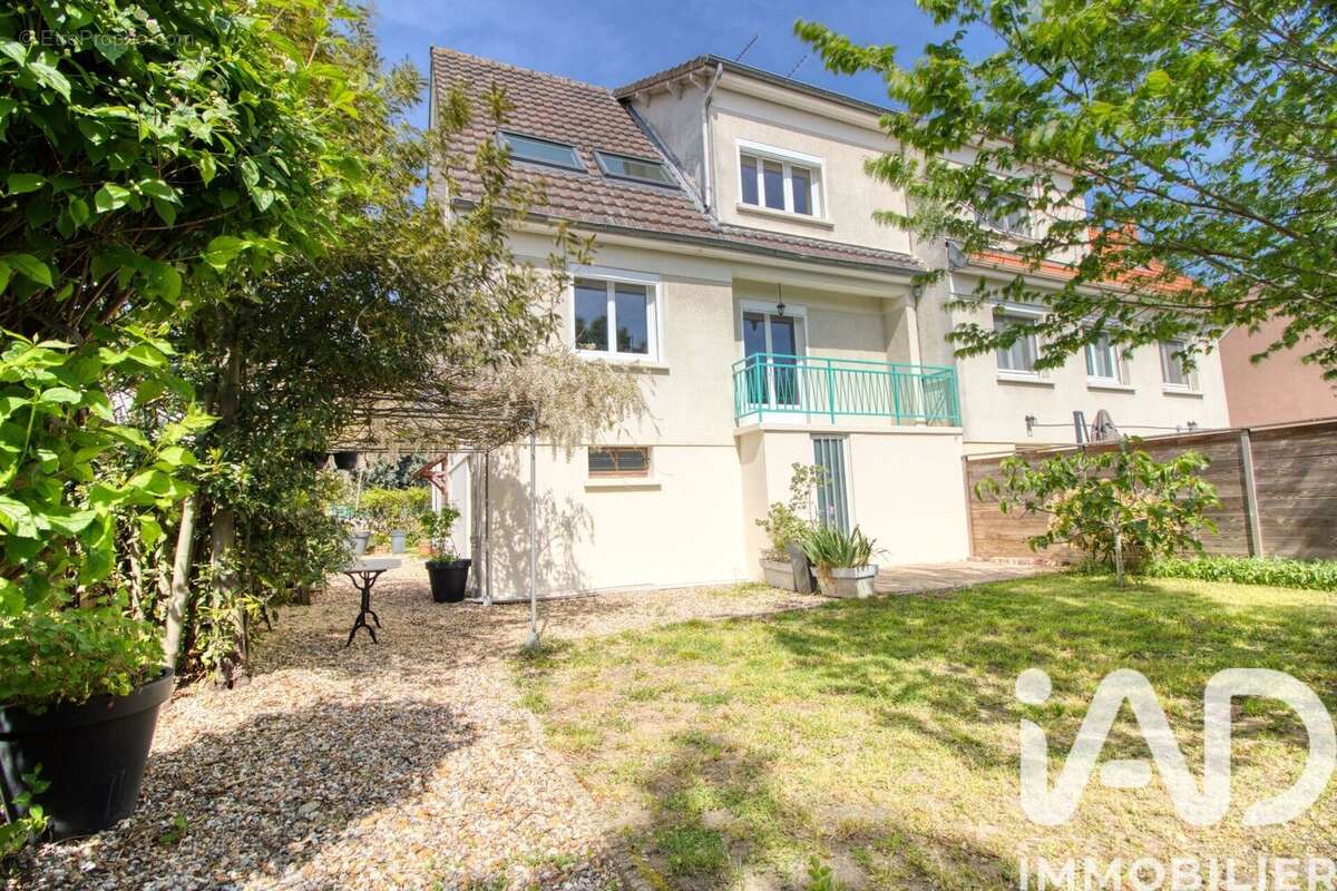 Photo 2 - Maison à AUBERGENVILLE