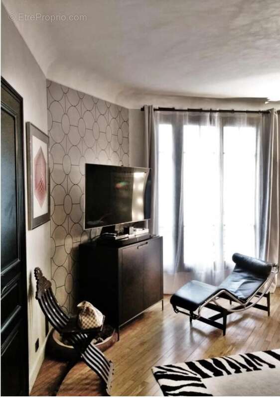 Appartement à NEUILLY-SUR-SEINE