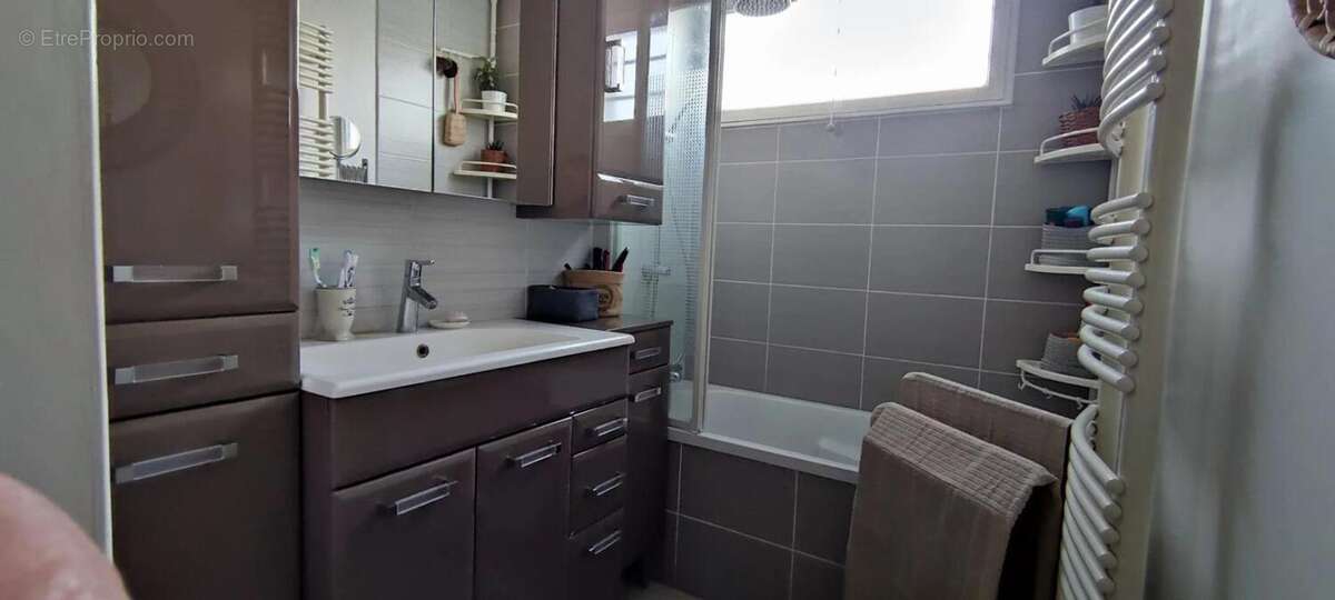 Maison à LES CLAYES-SOUS-BOIS