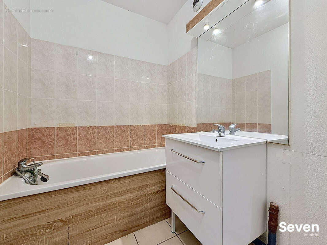 Appartement 38 m² à Grenoble  - photo 9