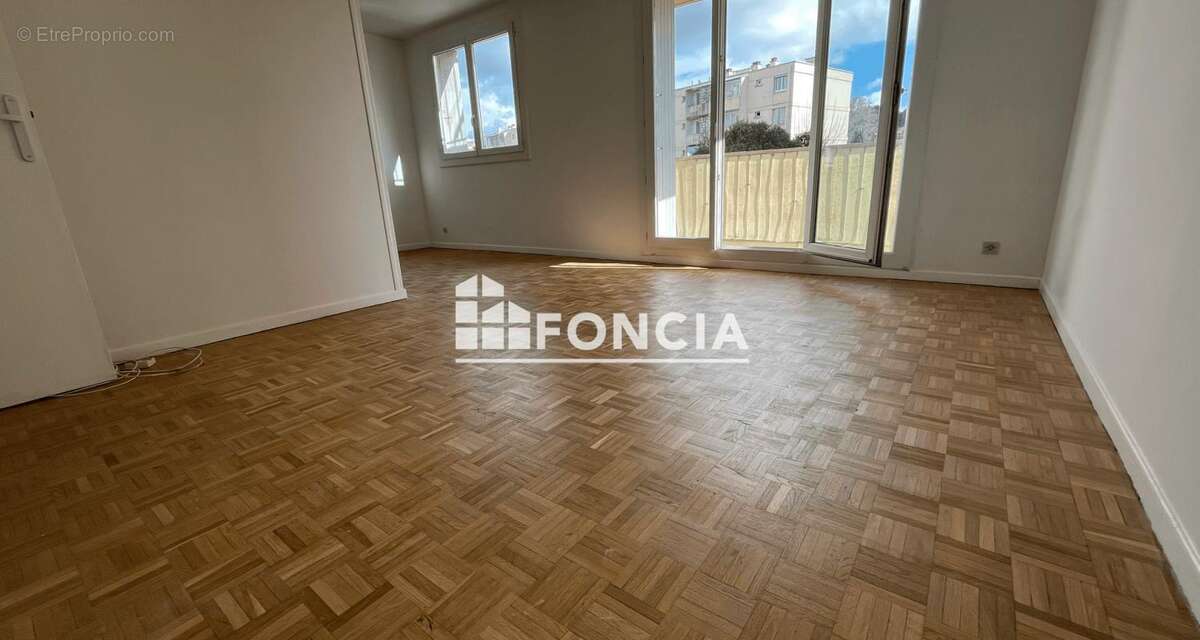 Appartement à MARSEILLE-13E