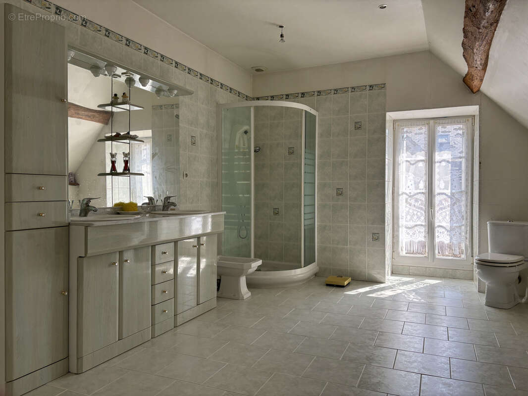 Maison à MAUVES-SUR-HUISNE