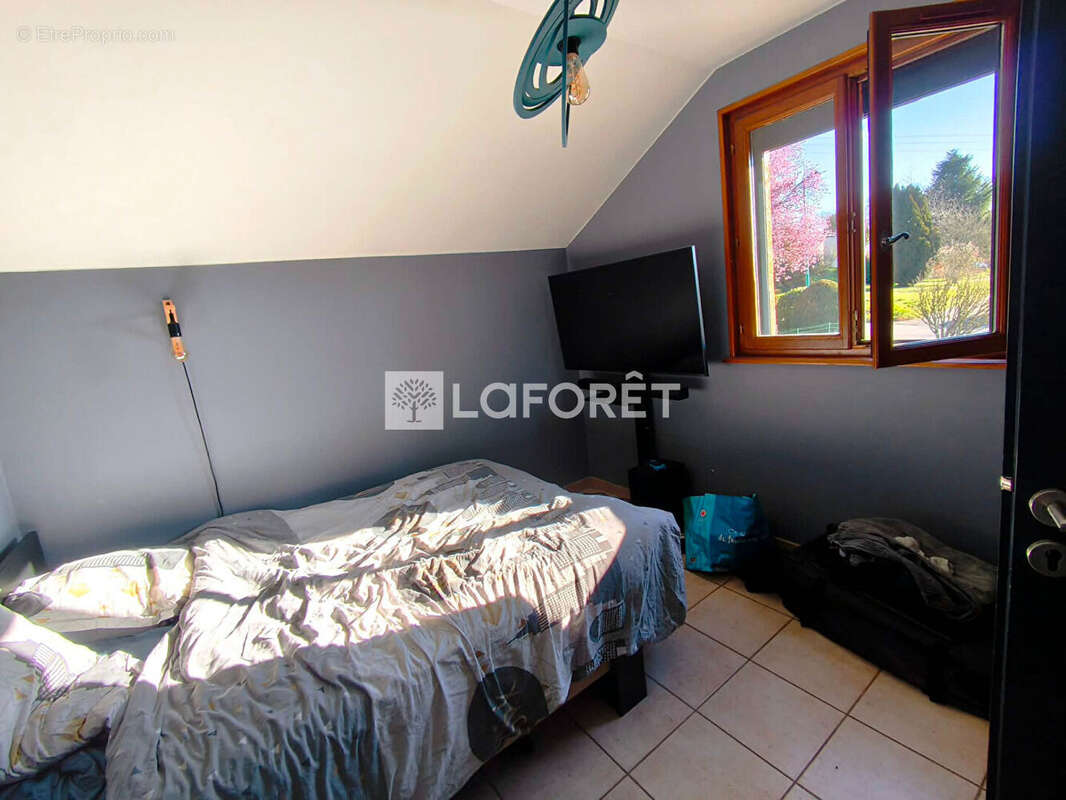 Maison Deyvillers 7 pièce(s) 139 m2 - photo 6