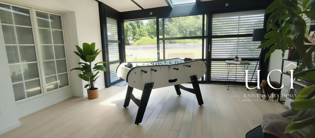 Maison 190 m² à Bouaye  - photo 6
