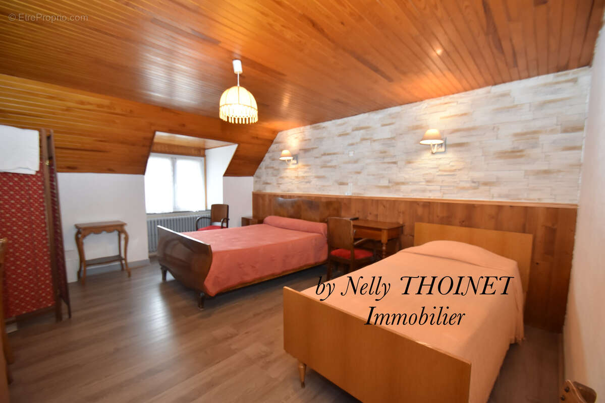 Commerce à PICHERANDE