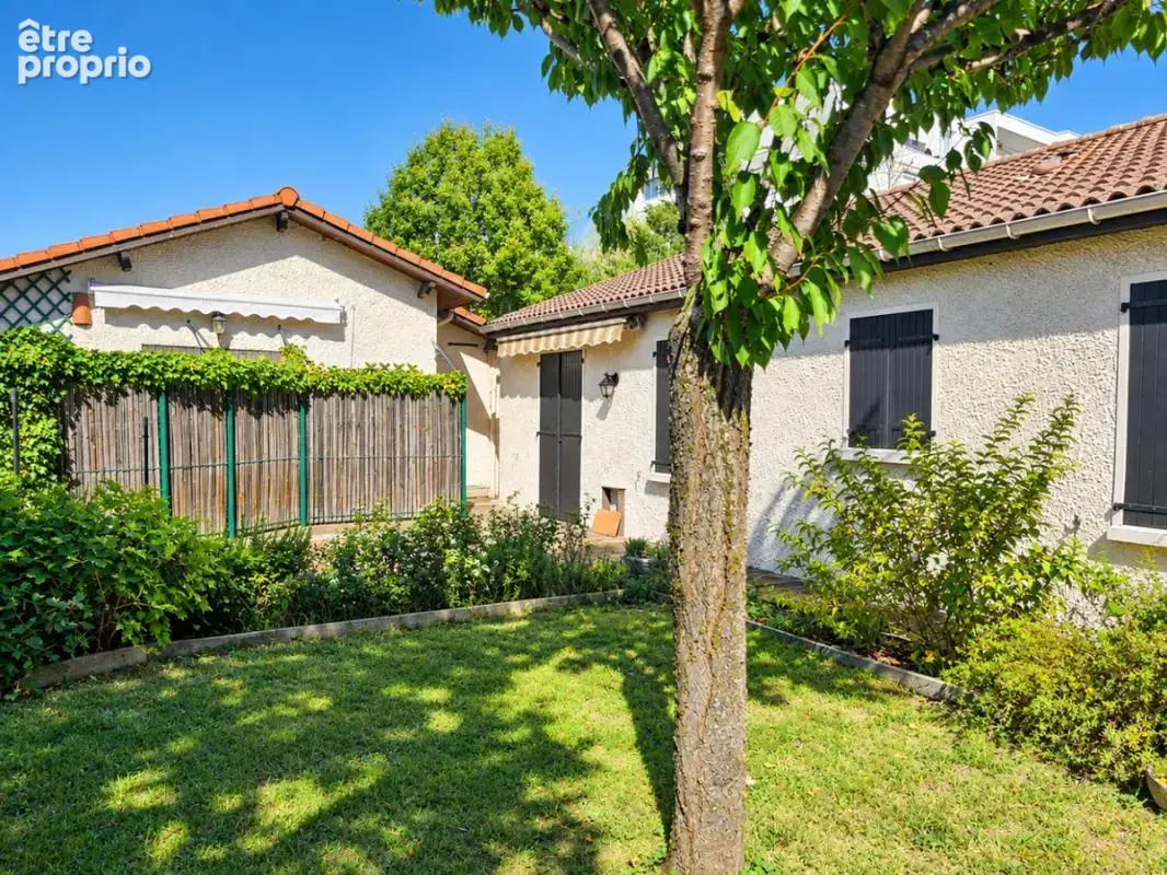 Maison avec Studio indépendant - Saint-Priest - photo 2