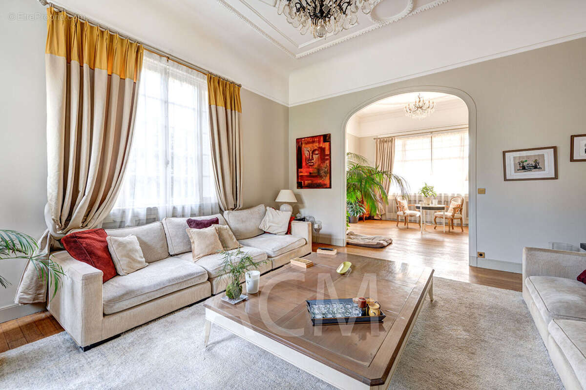 Maison à MAISONS-LAFFITTE