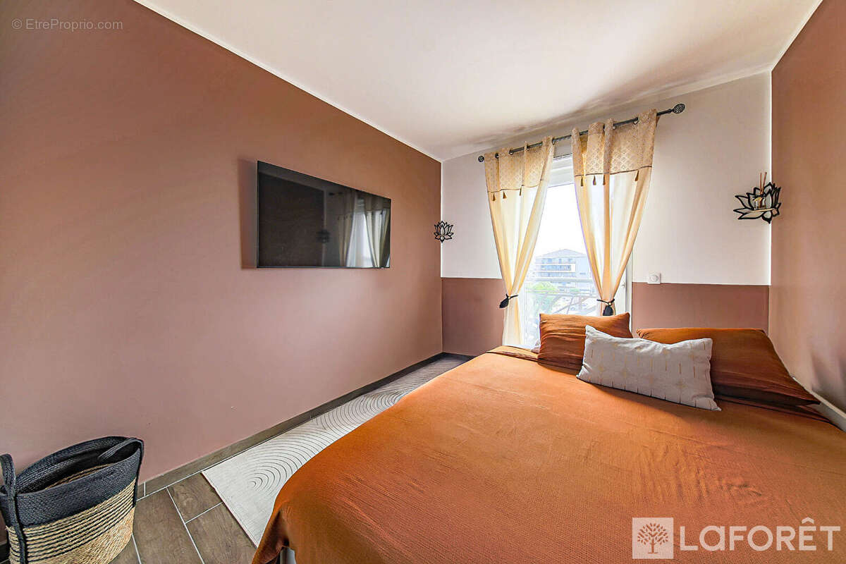 LUCCIANA - Appartement T4 de 100 m² - photo 4
