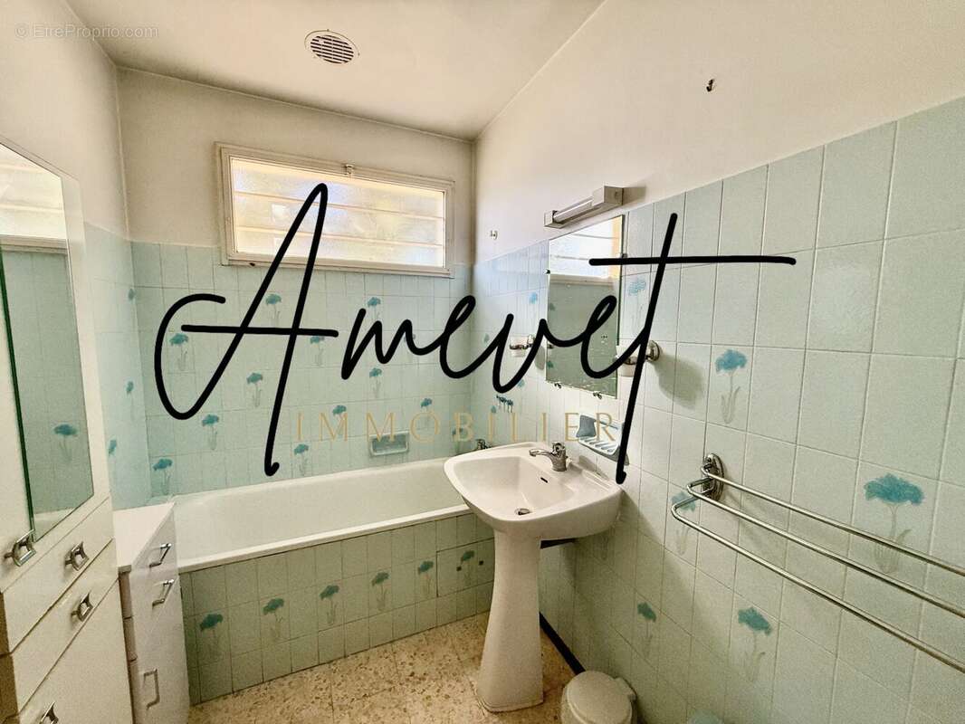 Maison à JONQUERETTES