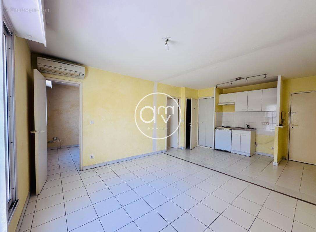 Appartement à HYERES