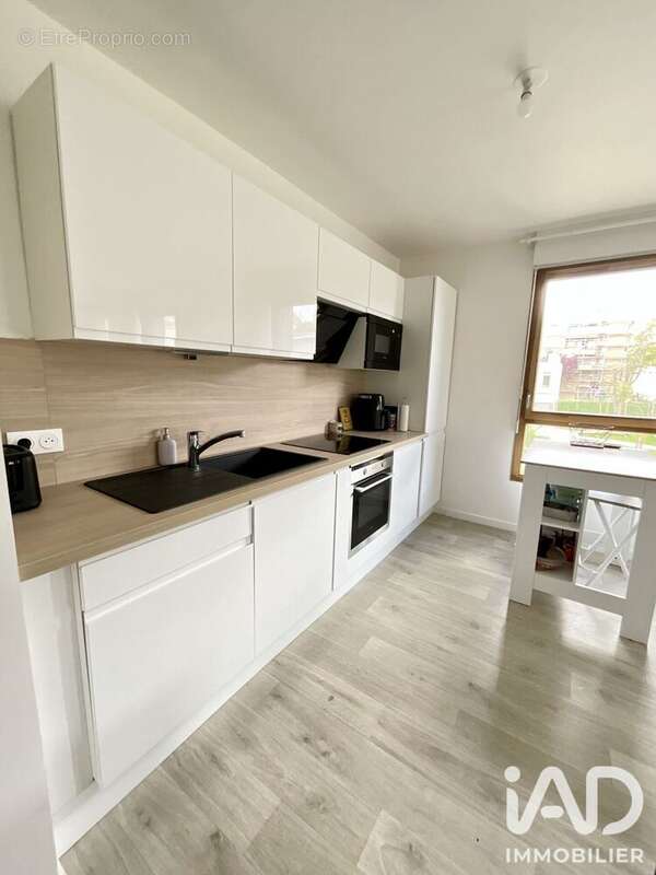 Appartement 42 m² à Arpajon  - photo 3