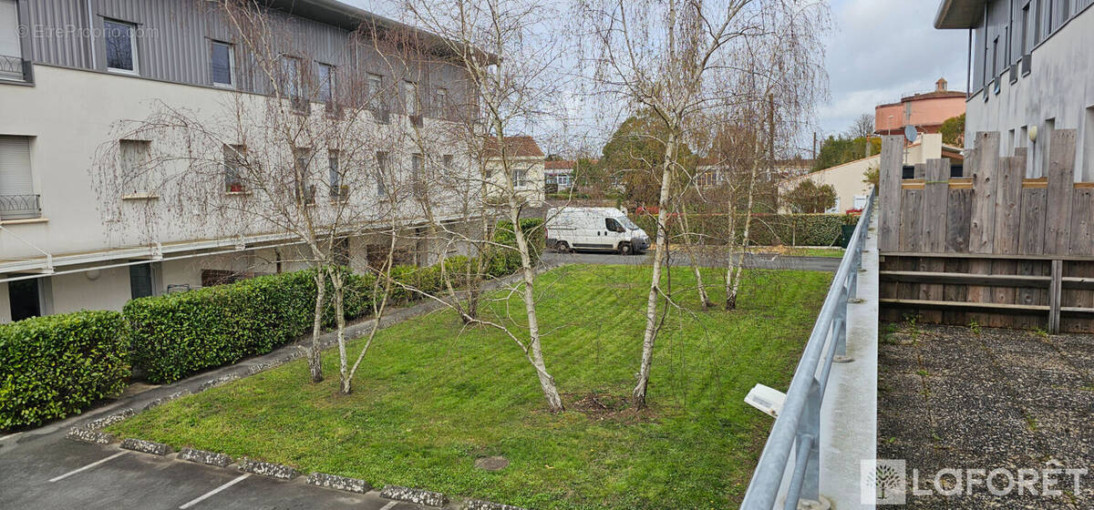 Appartement à SAINTES