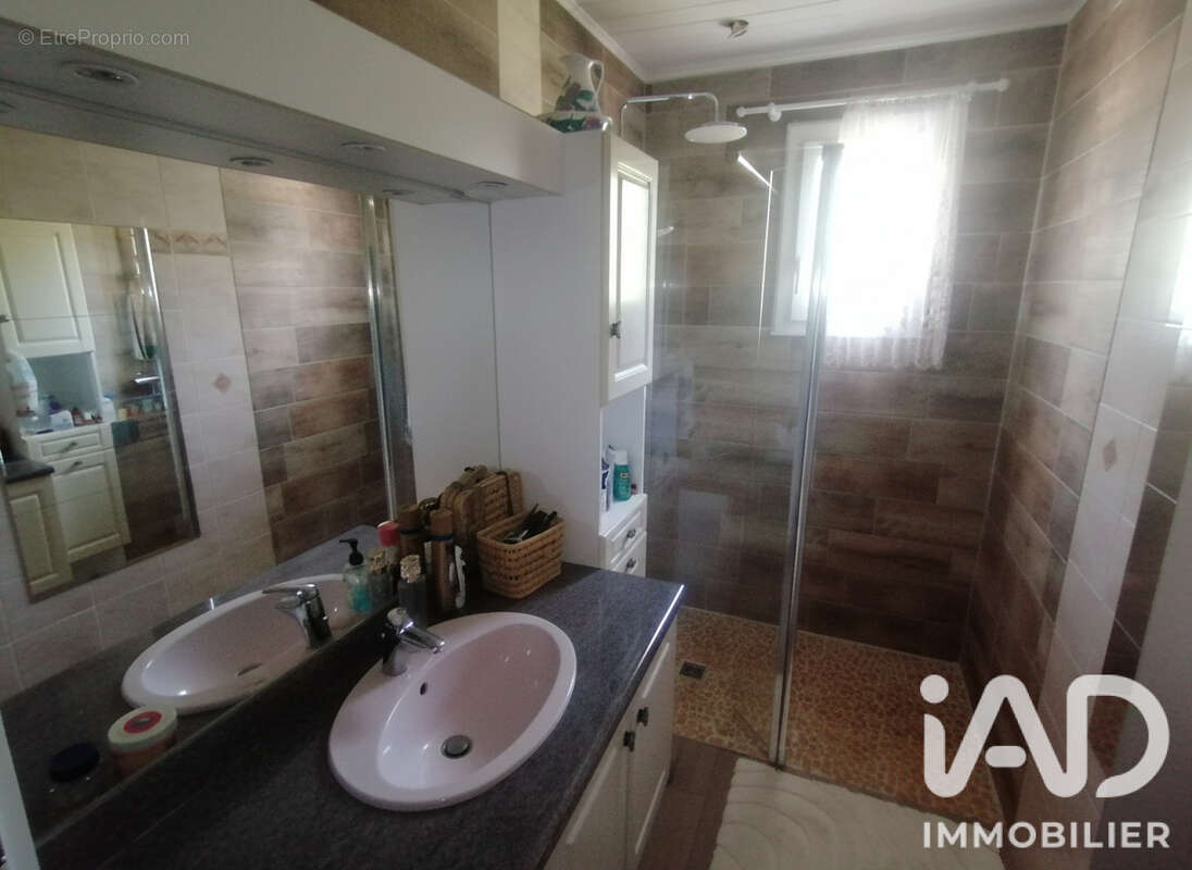Maison 108 m² à Gagny  - photo 8