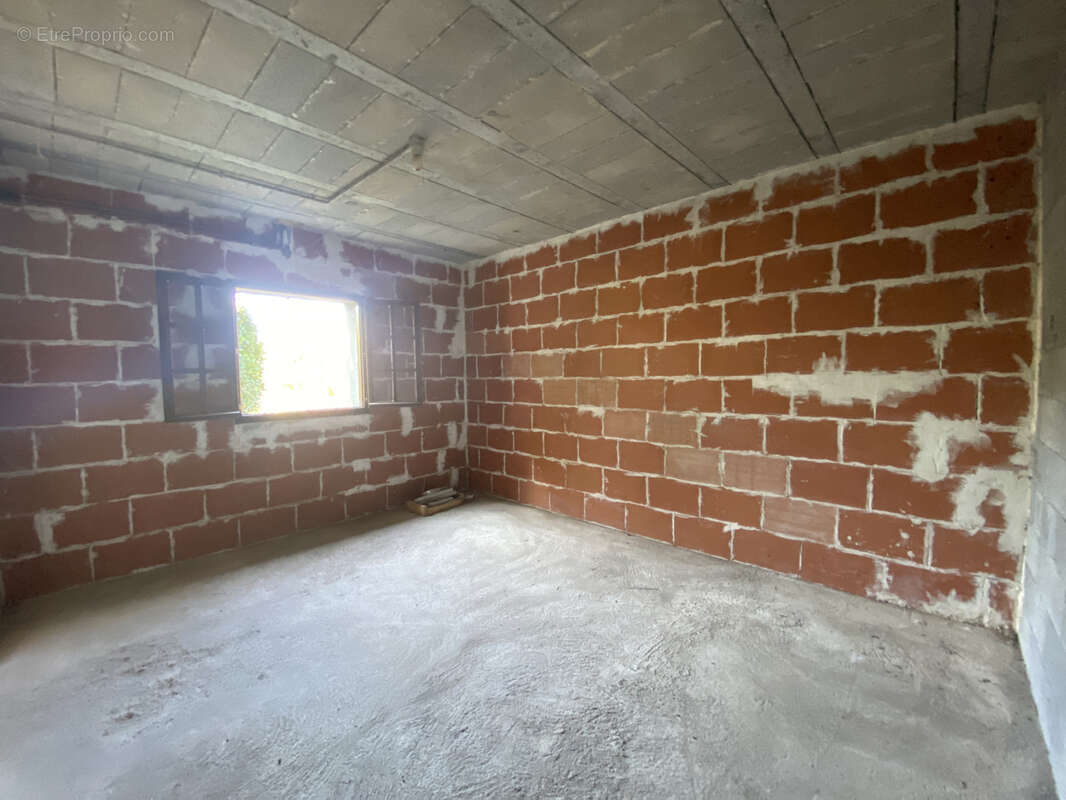 Maison à GAGNAC-SUR-CERE