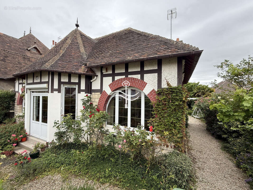 Maison à OUISTREHAM