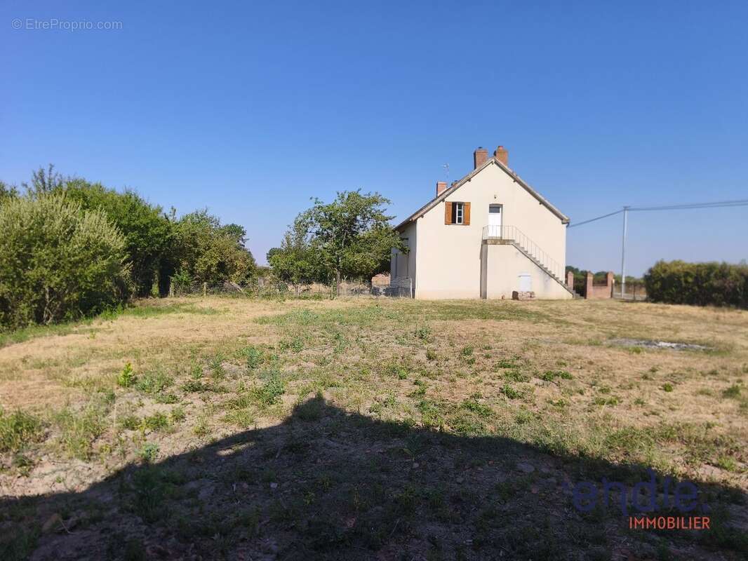MURAT : maison de 9 pièces (152 m²) en vente - photo 15