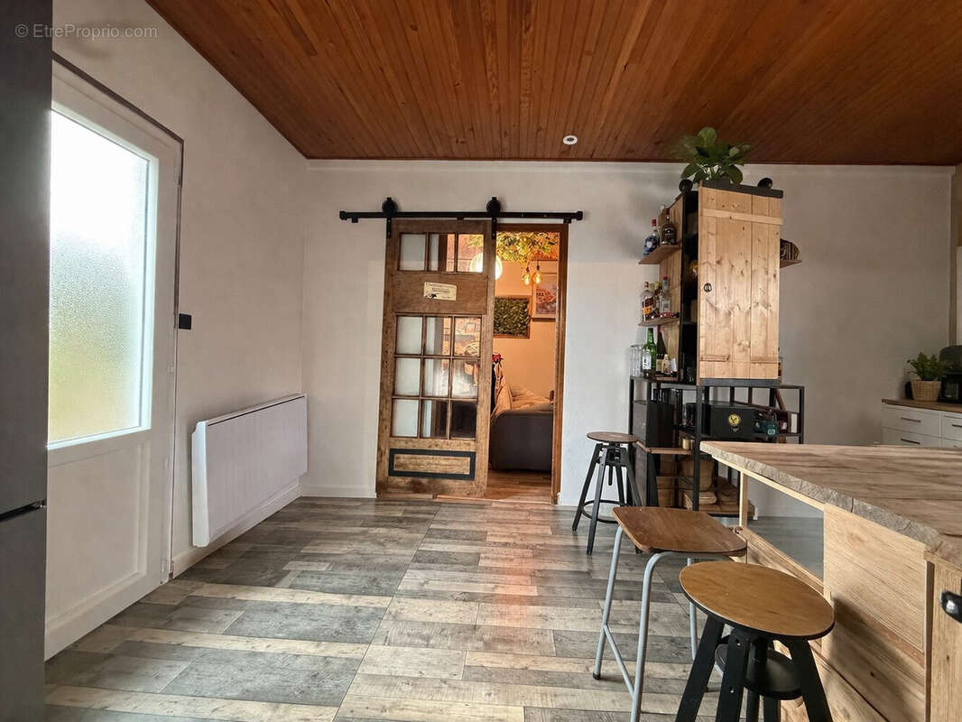 Maison 5 pièces 120 m² à vendre à Besse-Et-Saint-Anastaise (63610) - photo 8