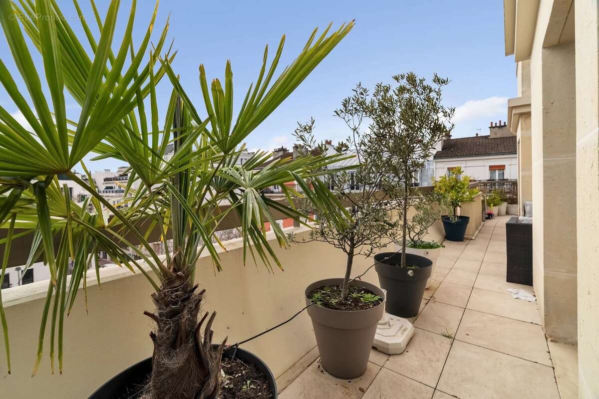 Appartement à LEVALLOIS-PERRET