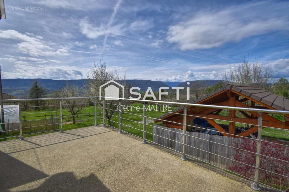 Photo 2 - Maison à VALLIERES