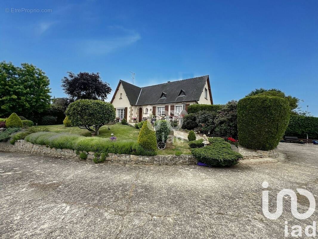 Photo 1 - Maison à SOUGEAL